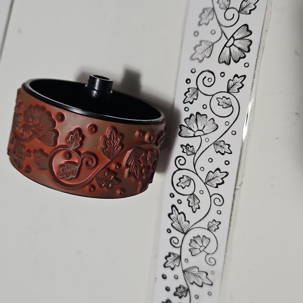 Forever Flowers Stampin Round 1" wide wheel stamp
